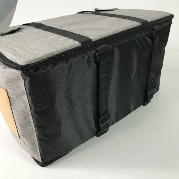 Tragbarer Auto-Sicherheits-Haustiersitz für mittelgroße/kleine Hunde, Katzenreisen, zentrale Steuerung, Katzen-Hundebett, Transport, Hundeträger, Schutz, Hundetaschen - Image 10