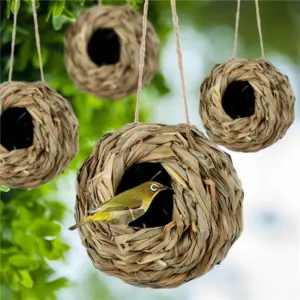 1pc Natürliche Handgemachte Stroh Vogel Nest Taube Haus Papagei Nest Warme Haustier Schlafzimmer Hof Kleine Tier Vogel Käfige