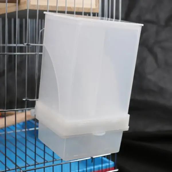 Automatic Parrot Feeder for Small Birds, PP, Convenient, Spacious, No Mess, Anti-Splash - Image 3